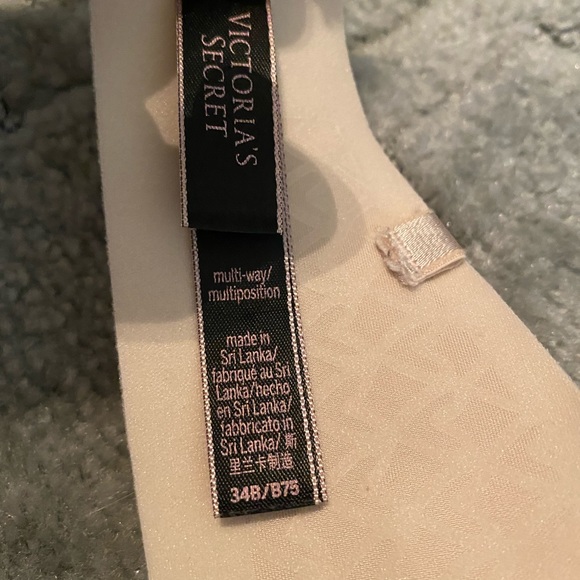 Victoria secret multi-way strapless bra - Picture 2 of 4